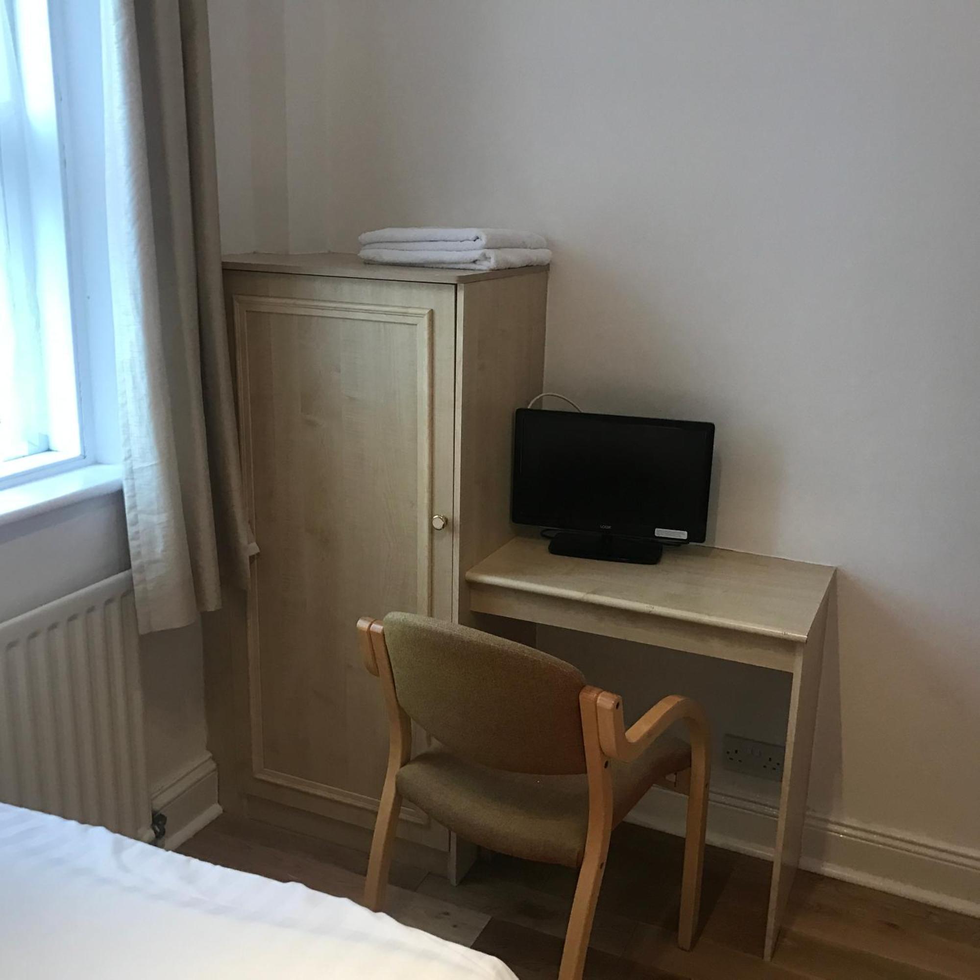 Clifton Hotel Newcastle Pokoj fotografie